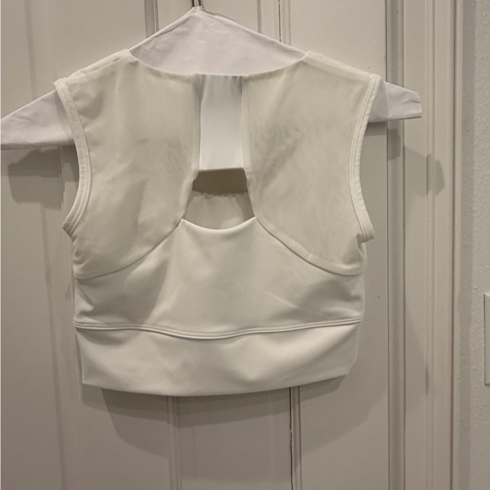 White FORME bra. Like New - 
Medium. - Picture 4 of 5
